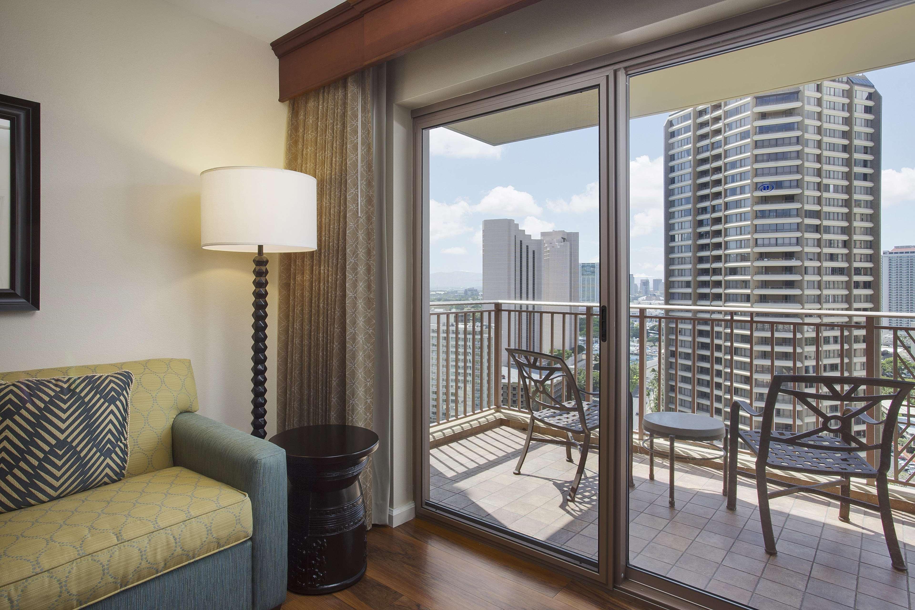 Hilton Grand Vacations Club Grand Waikikian Honolulu Hotel Ngoại thất bức ảnh