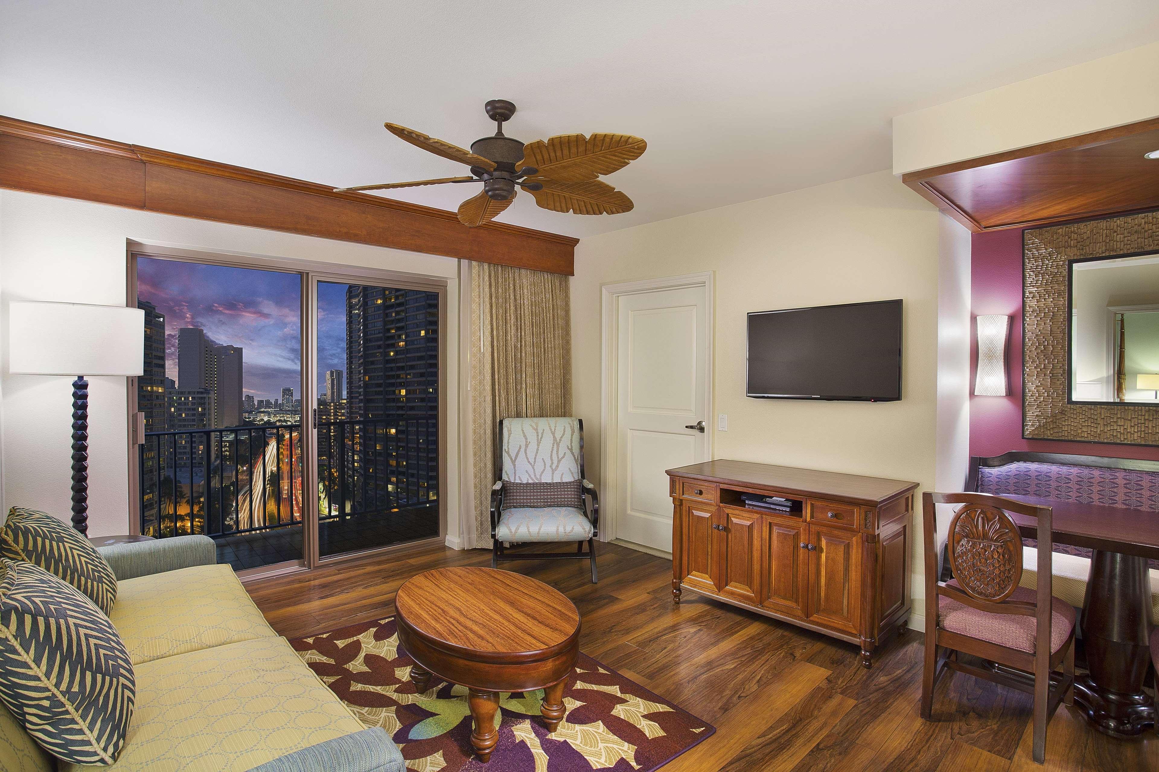 Hilton Grand Vacations Club Grand Waikikian Honolulu Hotel Ngoại thất bức ảnh